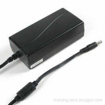 60W AC/DC Laptop Adapter with 12V Output Voltage and 50/60Hz Frequency, CE-, UL- and FCC-certified